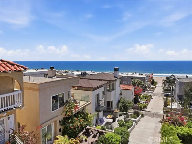 222 24th Street, Manhattan Beach, CA 90266 - #2