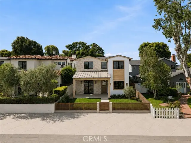 640 33rd Street, Manhattan Beach, CA 90266 - #2