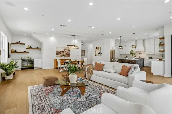 8308 Mcconnell Avenue, Los Angeles, CA 90045