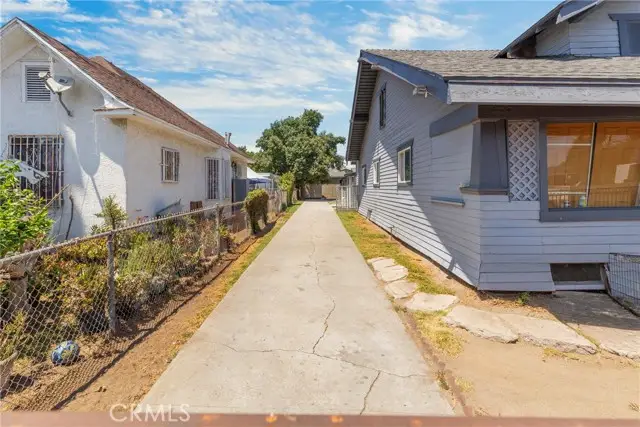 1253 46th, Los Angeles, CA 90011 - #2