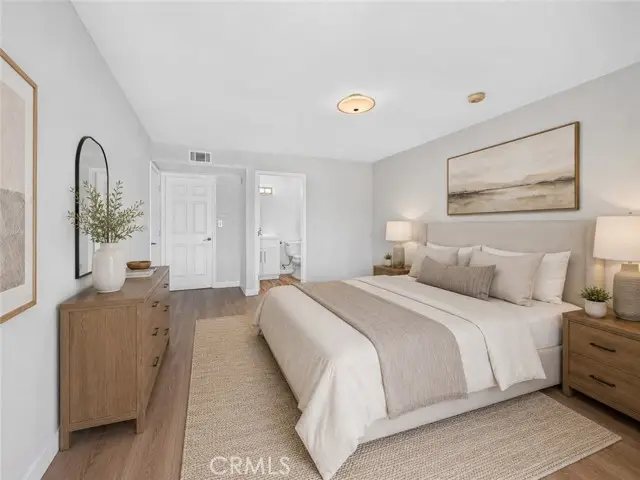 433 Manhattan Pl  #206, Los Angeles, CA 90020 - #2