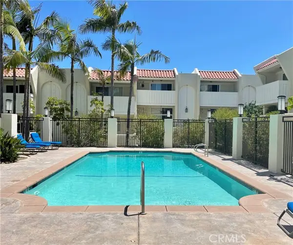 415 2nd, Hermosa Beach, CA 90254