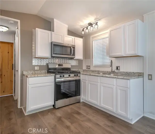 2103 245th  #6, Lomita, CA 90717 - #3