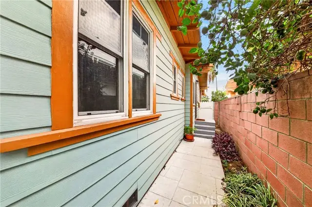 1705 52nd, Los Angeles, CA 90062 - #3