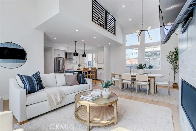 2018 Grant Avenue  #B, Redondo Beach, CA 90278 - #3