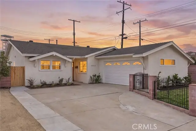17217 Hoover Street, Gardena, CA 90247 - #2