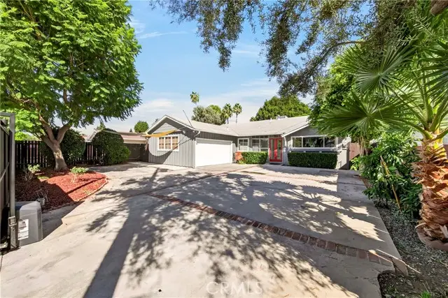 22817 Burbank Boulevard, Woodland Hills, CA 91367 - #1