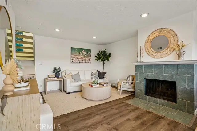 1456 Manhattan Beach Boulevard  #C, Manhattan Beach, CA 90266 - #1