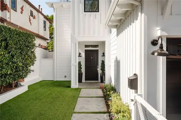 3521 Laurel Avenue, Manhattan Beach, CA 90266