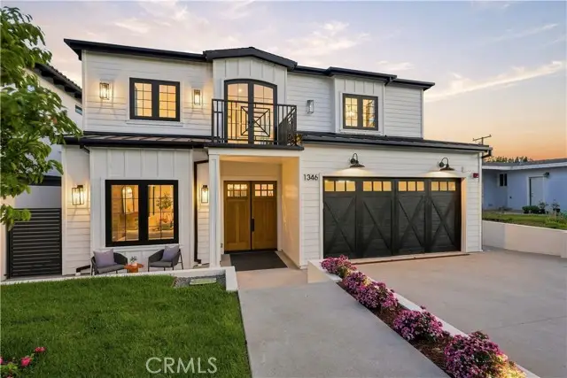 1346 Gates Ave., Manhattan Beach, CA 90266 - #1