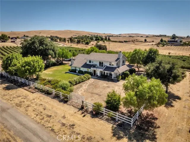 5055 Rancho La Loma Linda Drive, Paso Robles, CA 93446 - #1