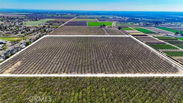 896 Mariposa Avenue, Visalia, CA 93292