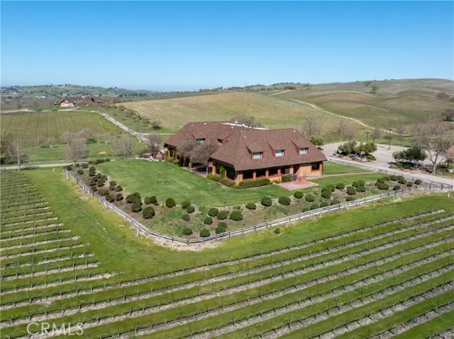 4710 Flying Paster Lane, Paso Robles, CA 93446 - #2