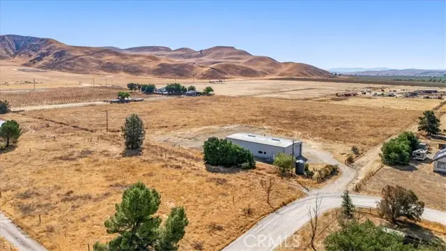 485 8 th Street, Shandon, CA 93461 - #2