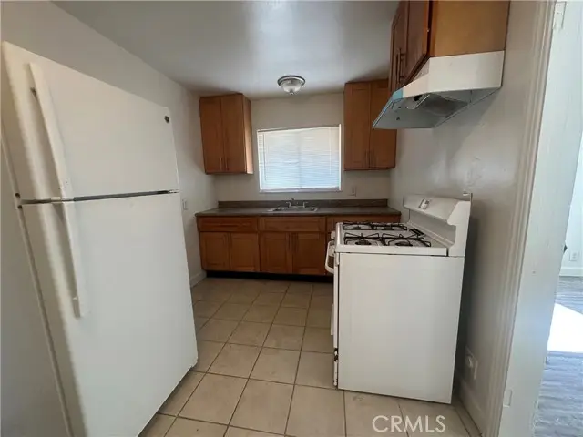 422 Glenn, Fresno, CA 93701 - Image #3