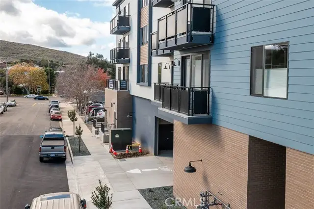 2475 Victoria, San Luis Obispo, CA 93401 - #3