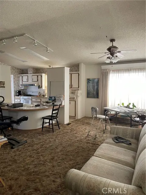 966 N. White Dove Dr, Llano, CA 93544 - #3