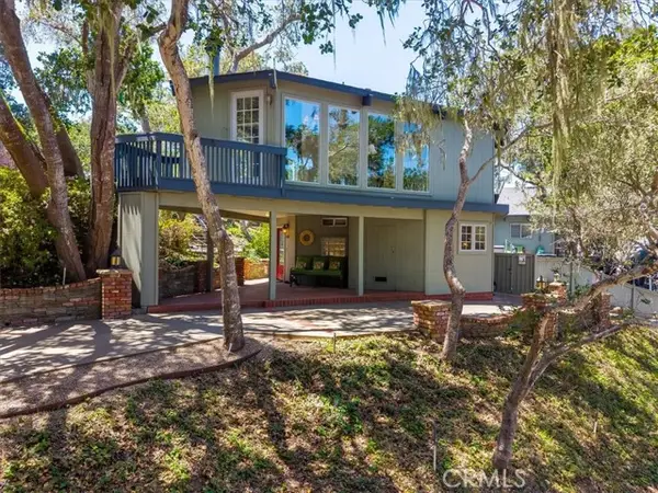 1987 Dorking Avenue, Cambria, CA 93428
