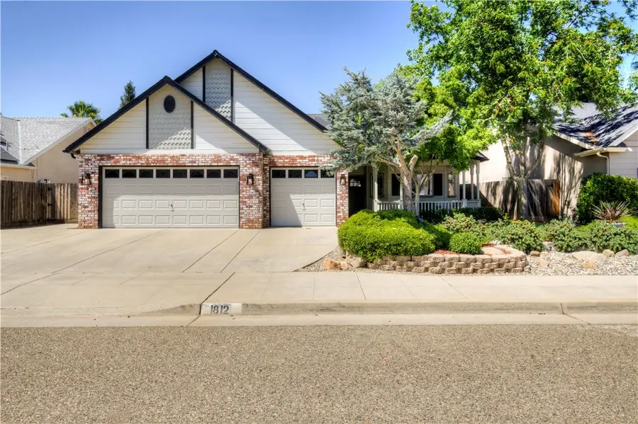 1812 Oakmont, Fresno, CA 93730 - #3