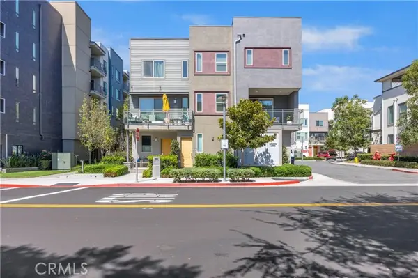 227 Bowery, Irvine, CA 92612