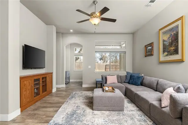 35 Jersey Brown, Chico, CA 95973 - #3