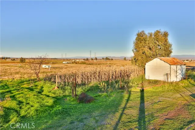 10825 Paskenta Rd., Red Bluff, CA 96080 - #3
