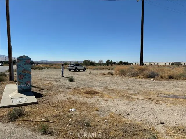 39227 Sierra Highway, Palmdale, CA 93550 - #1