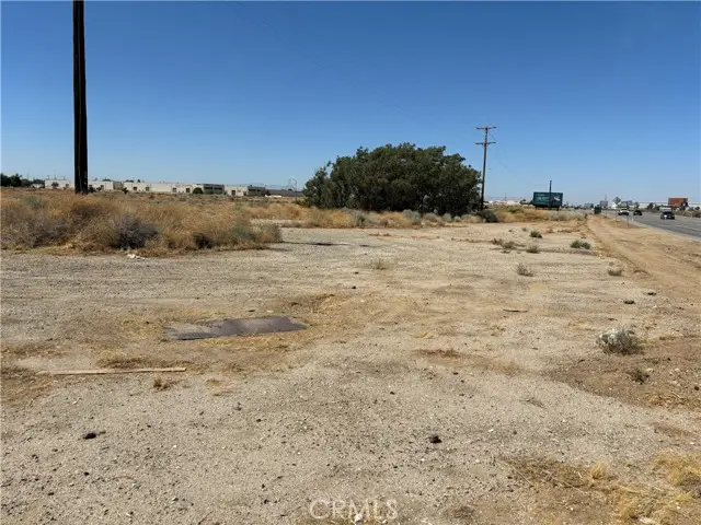 39227 Sierra Highway, Palmdale, CA 93550 - #2
