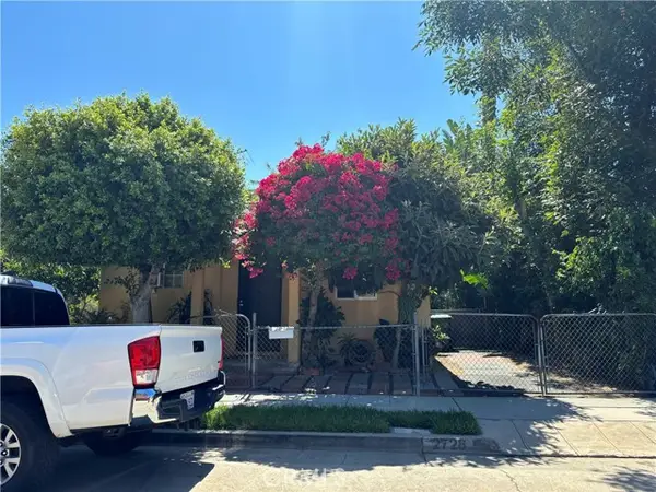 2728 Queen Street, Los Angeles, CA 90039