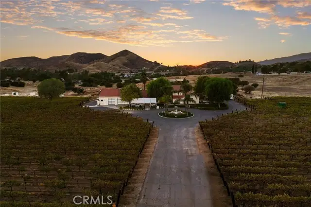 10262 Sierra Highway, Santa Clarita, CA 91390 - #2