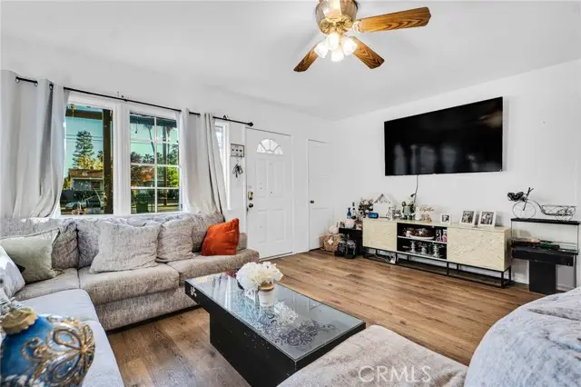 22137 Gault Street, Canoga Park, CA 91303 - #1