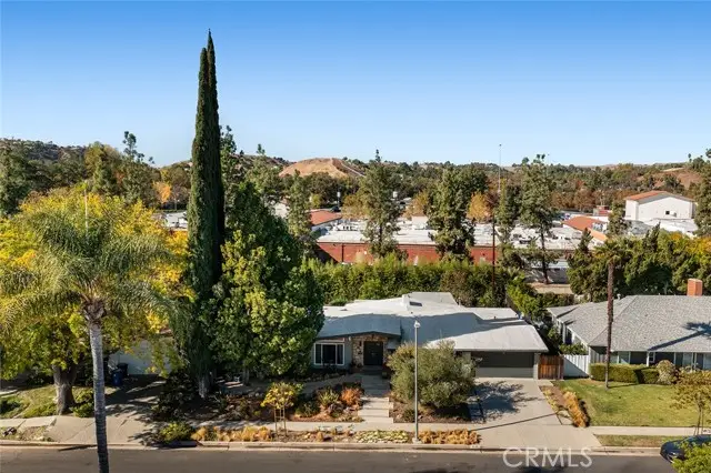 4835 Almidor Avenue, Woodland Hills, CA 91364 - #2