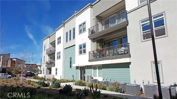 26976 Prospector Road  #201, Valencia, CA 91381