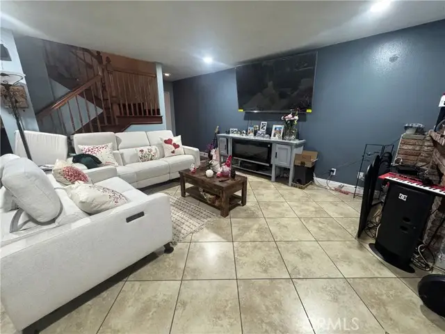 8730 Cedros Avenue  #C, Panorama City, CA 91402 - #3