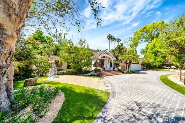 5441 Calvin Avenue, Tarzana, CA 91356 - #2