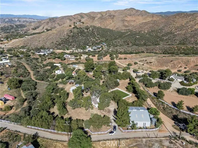 32651 Teller Avenue, Santa Clarita, CA 91390 - #1