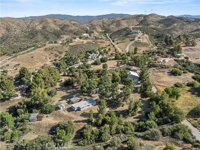 32651 Teller Avenue, Santa Clarita, CA 91390 - #3