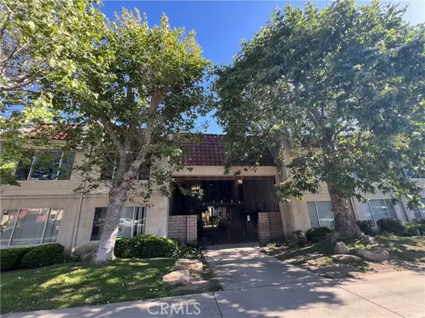 21000 Parthenia Street  #19, Canoga Park, CA 91304