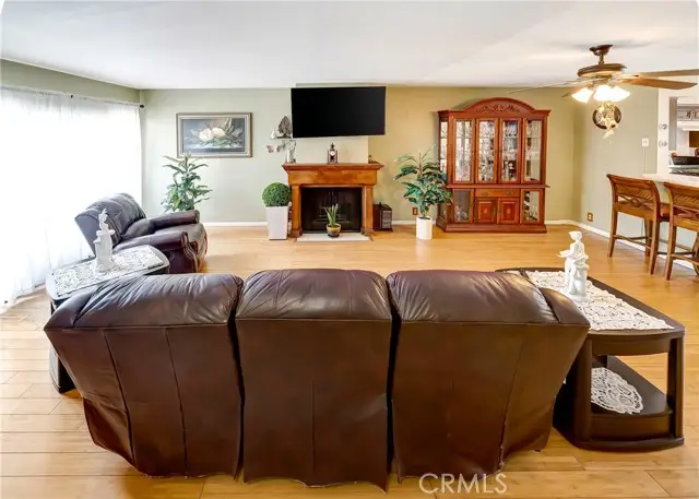 7226 Jordan Avenue  #6, Canoga Park, CA 91303 - #2