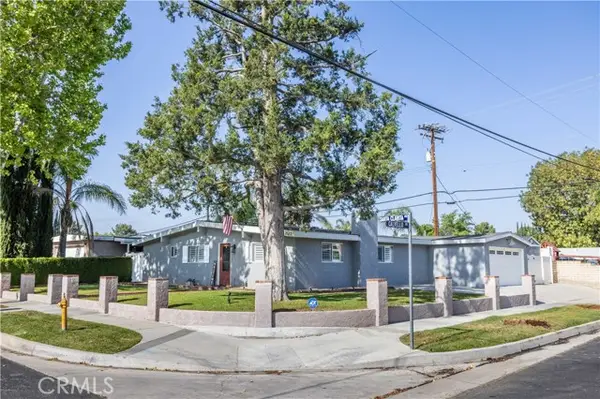 27573 Santa Clarita Road, Saugus, CA 91350