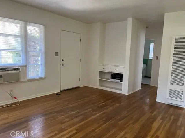 10856 Camarillo Street, Toluca Lake, CA 91602 - #3