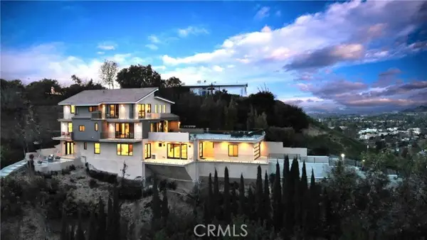 12480 Viewcrest Road, Studio City, CA 91604