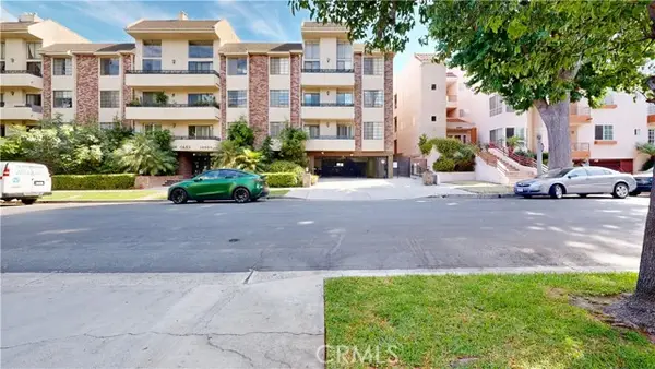 14569 Benefit Street  #102, Sherman Oaks, CA 91403