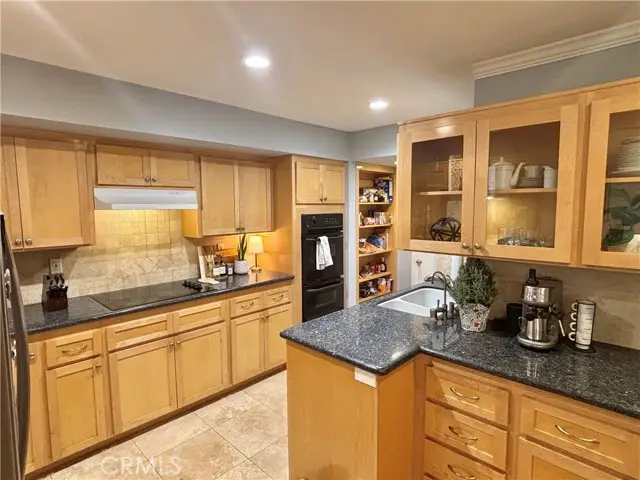 10633 Kinnard Avenue  #1, Los Angeles, CA 90024 - Image #3