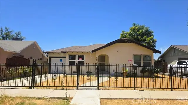 625 Cedar Avenue, Wasco, CA 93280 - #1