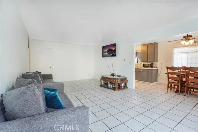 6904 Radford Avenue  #1, North Hollywood, CA 91605 - Image #3