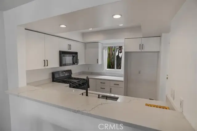 11230 Peach Grove Street  #206, North Hollywood, CA 91601 - #2