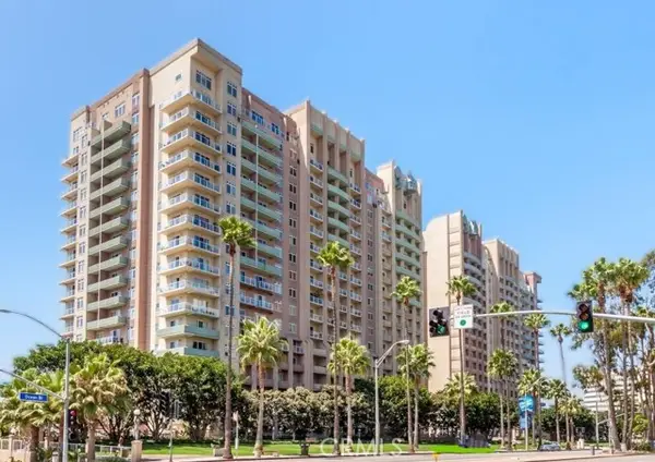 388 Ocean Boulevard  #206, Long Beach, CA 90802