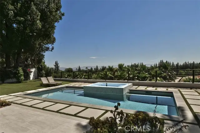 5124 Boda Place, Woodland Hills, CA 91367 - #2