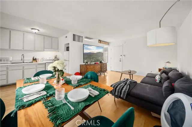 23515 Lyons Avenue  #S7, Valencia, CA 91355 - Image #2